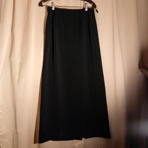 Long Black Skirt, formal skirt by Jaclyn Smith, 10